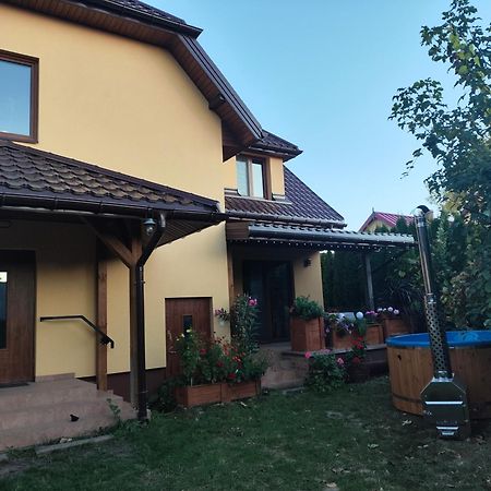 Dolistowka Apartamenty, Pole Namiotowe, Balia Z Jacuzzi, Ogrod Warzywny Dla Gosci, Plac Zabaw Dla Dzieci ゴニョンツ エクステリア 写真