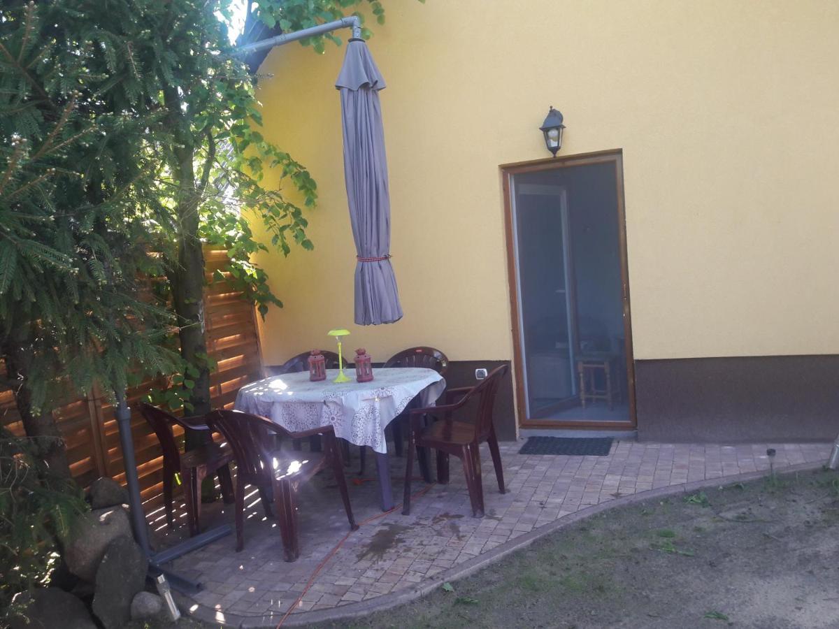 Dolistowka Apartamenty, Pole Namiotowe, Balia Z Jacuzzi, Ogrod Warzywny Dla Gosci, Plac Zabaw Dla Dzieci ゴニョンツ エクステリア 写真