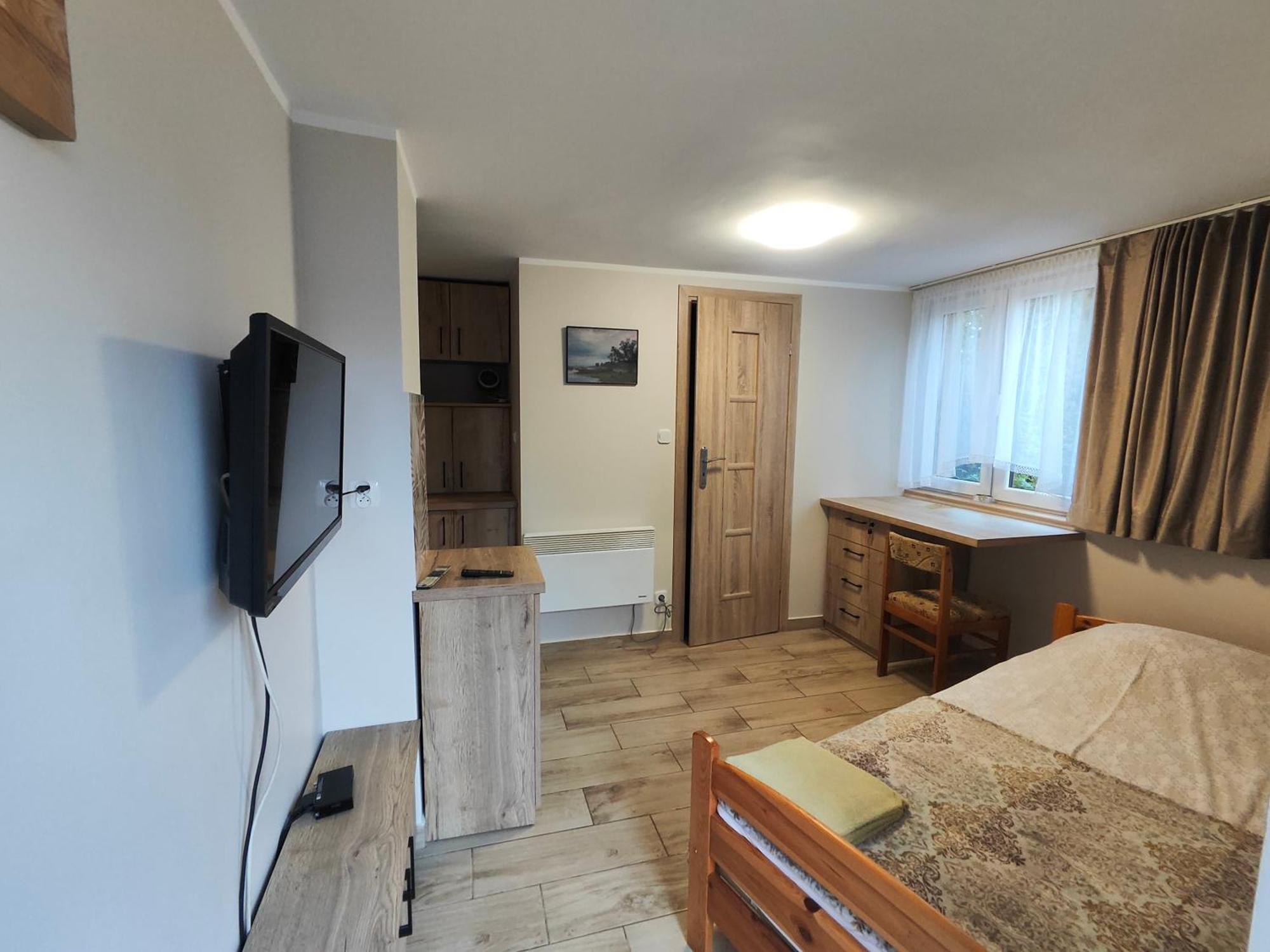 Dolistowka Apartamenty, Pole Namiotowe, Balia Z Jacuzzi, Ogrod Warzywny Dla Gosci, Plac Zabaw Dla Dzieci ゴニョンツ エクステリア 写真