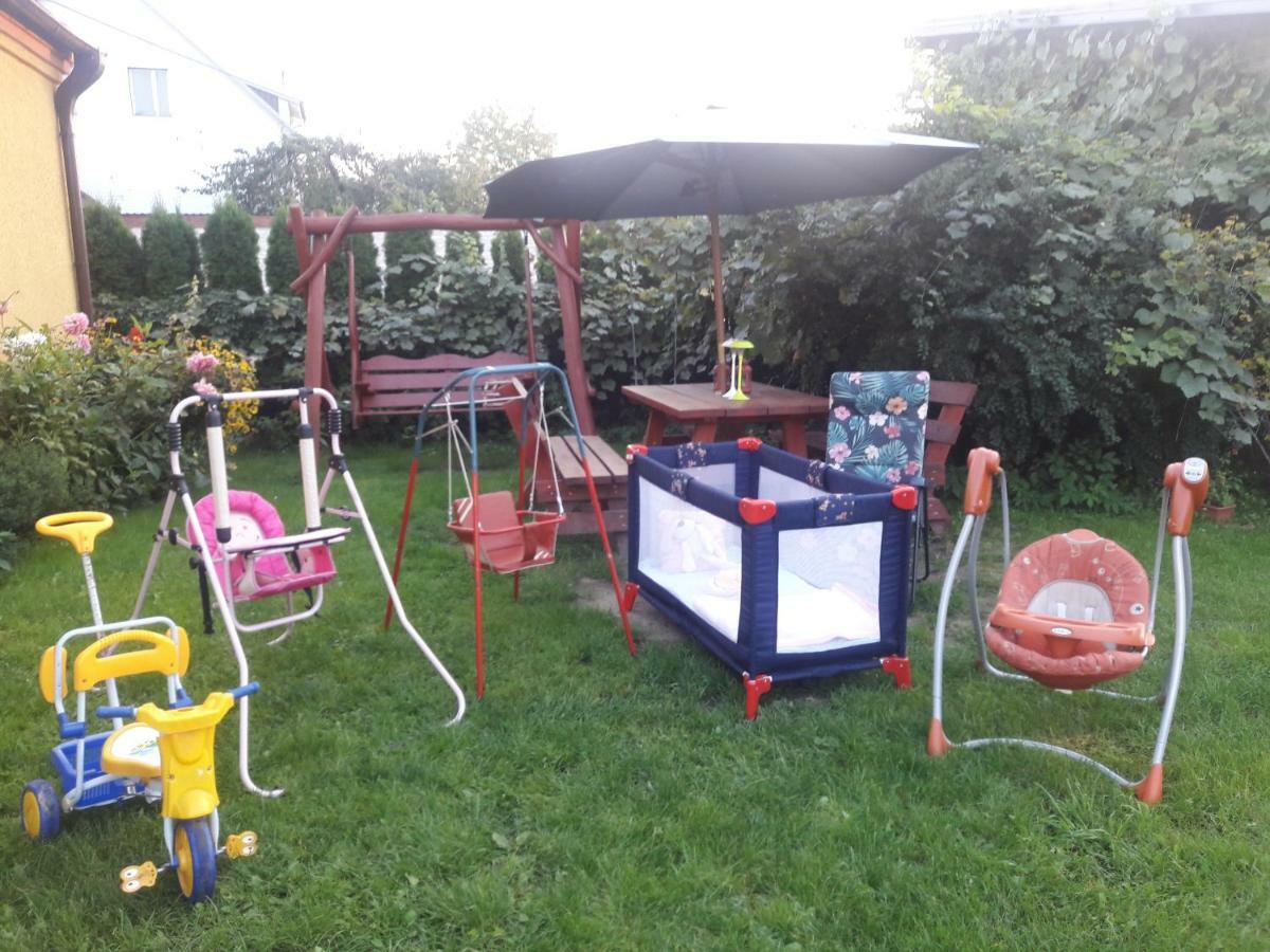 Dolistowka Apartamenty, Pole Namiotowe, Balia Z Jacuzzi, Ogrod Warzywny Dla Gosci, Plac Zabaw Dla Dzieci ゴニョンツ エクステリア 写真